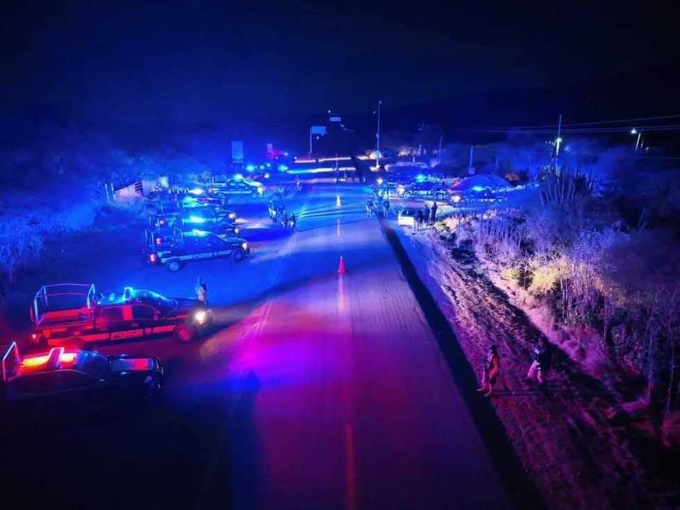 Elementos del Ej\u00e9rcito Mexicano, Guardia Nacional y polic\u00edas realizan patrullaje coordinado en caminos de la Sierra Gorda de Quer\u00e9taro durante operativo de seguridad en zonas lim\u00edtrofes