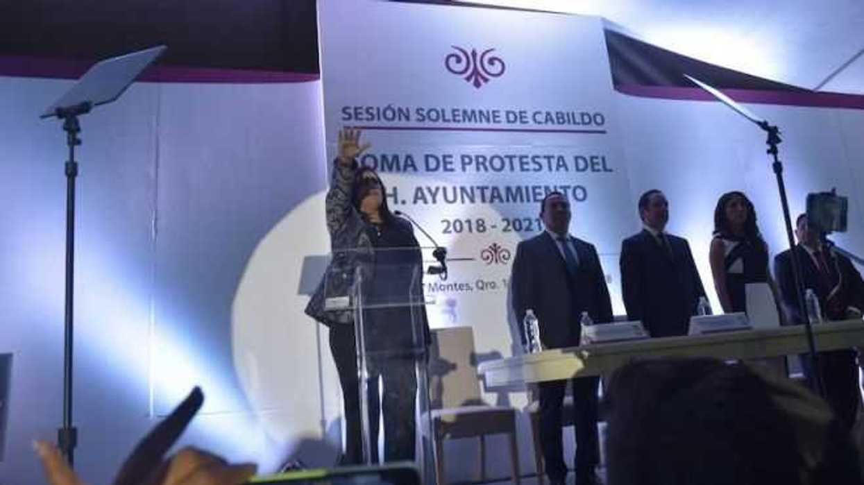 elvia-montes-toma-protesta-como-alcaldesa-de-ezequiel-montes3