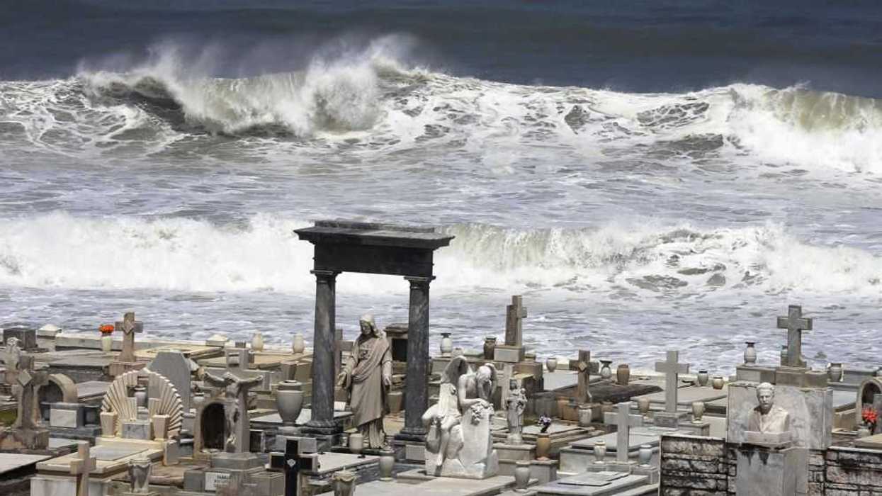 Emiten fuertes corrientes marinas "amenazantes a la vida" en Puerto Rico. EFE/Thais Llorca.