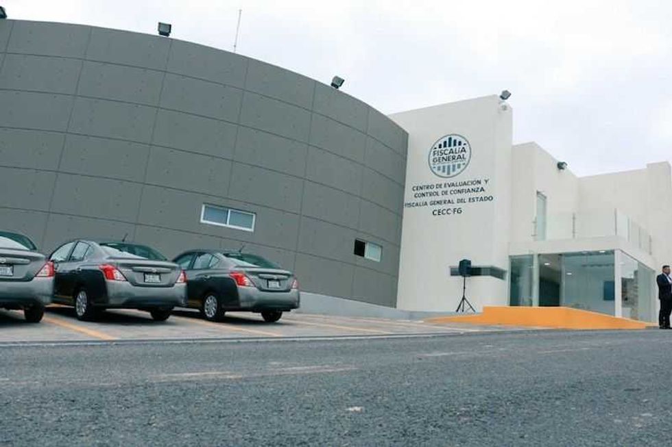 en operacion centro de evaluacion de control de confianza en queretaro