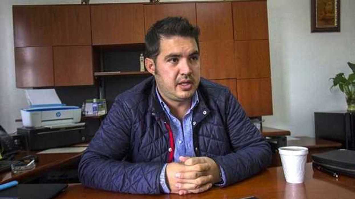 enrique-fernandez-cevallos-castaneda-secretario-administracion