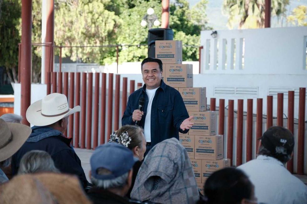 Entrega de apoyos alimentarios Quer\u00e9taro programa Contigo en tu Mesa