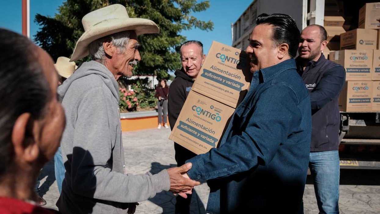 Entrega de apoyos alimentarios Querétaro programa Contigo en tu Mesa