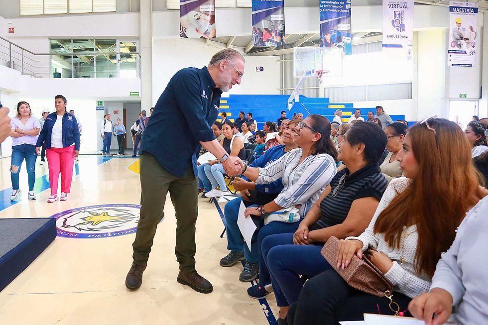 Entrega de certificados del Programa de Apoyo a la Econom\u00eda Familiar en el Instituto Tecnol\u00f3gico de San Juan del R\u00edo, agosto de 2026