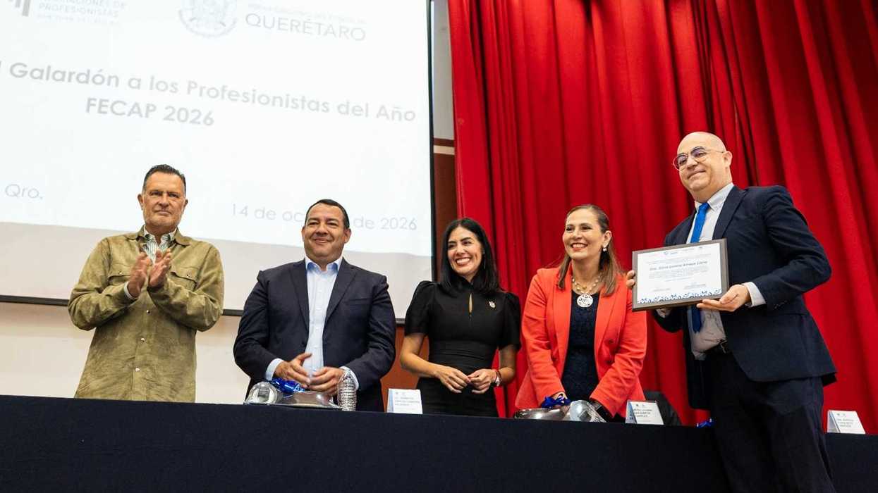Entrega del Galardón FECAP 2026 a los profesionistas del año en el Portal del Diezmo, en San Juan del Río