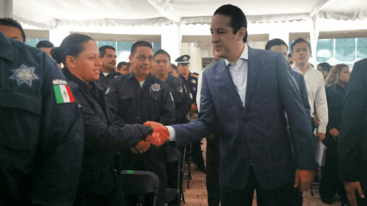 entrega-gobernador-apoyos-vivienda-a-policias-queretaro