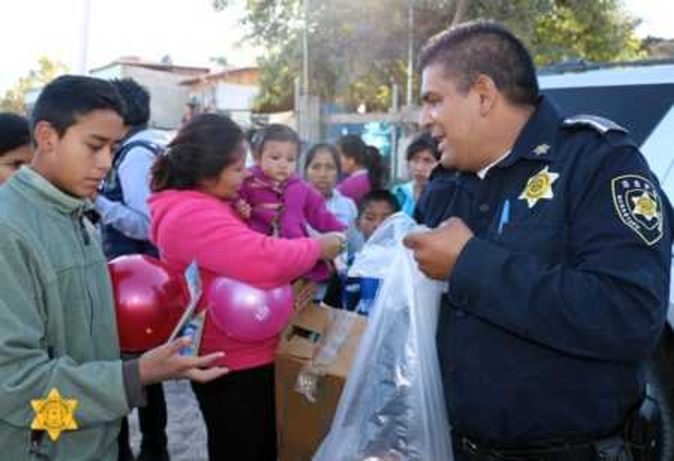 entrega mas 11 mil juguetes ninos ninas queretaro 3