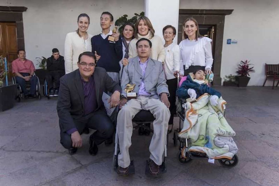 entrega memo vega paloma de la esperanza daniela sanchez en sjr 1