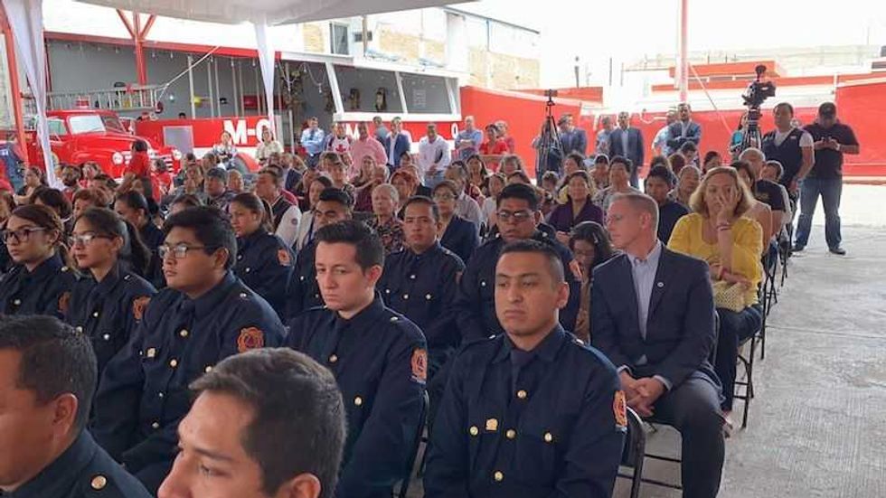 entrega pancho dominguez unidad cisterna a bomberos de san juan del rio 7