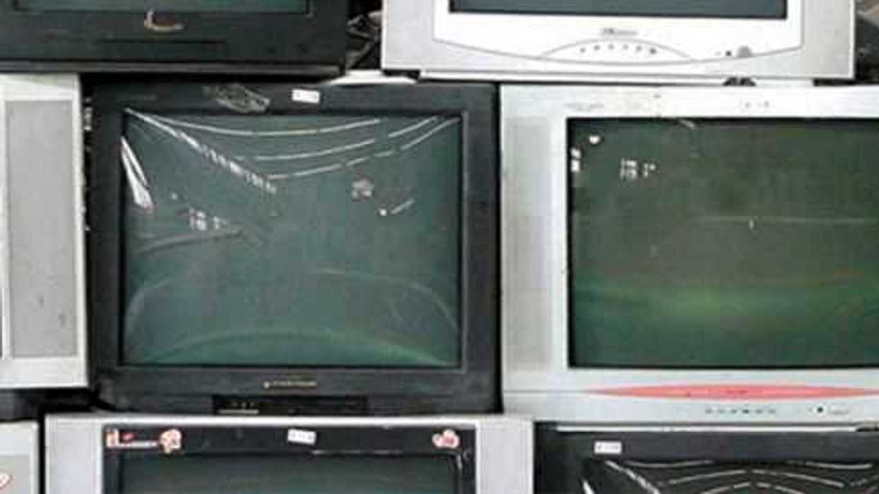 Entregan el televisor nueve millones como parte del apagón analógico