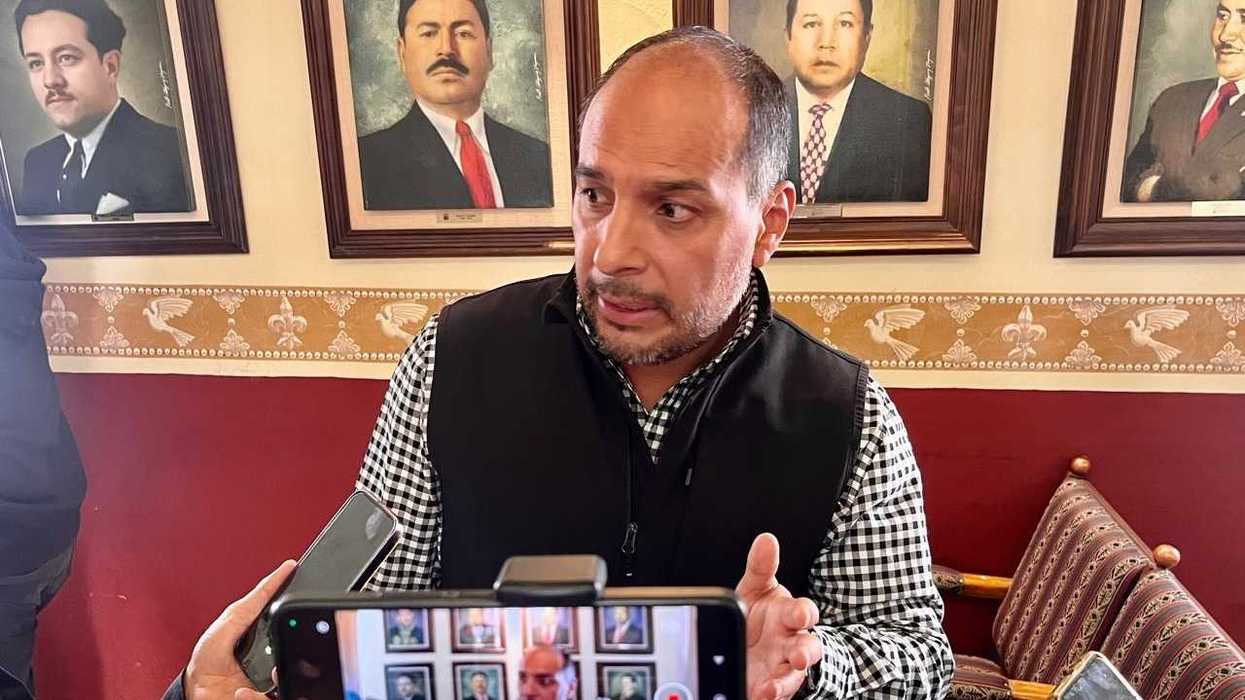 Entrevista a un funcionario municipal de San Juan del Río sobre la nueva Comisión de Juventud y Deporte aprobada por el Cabildo
