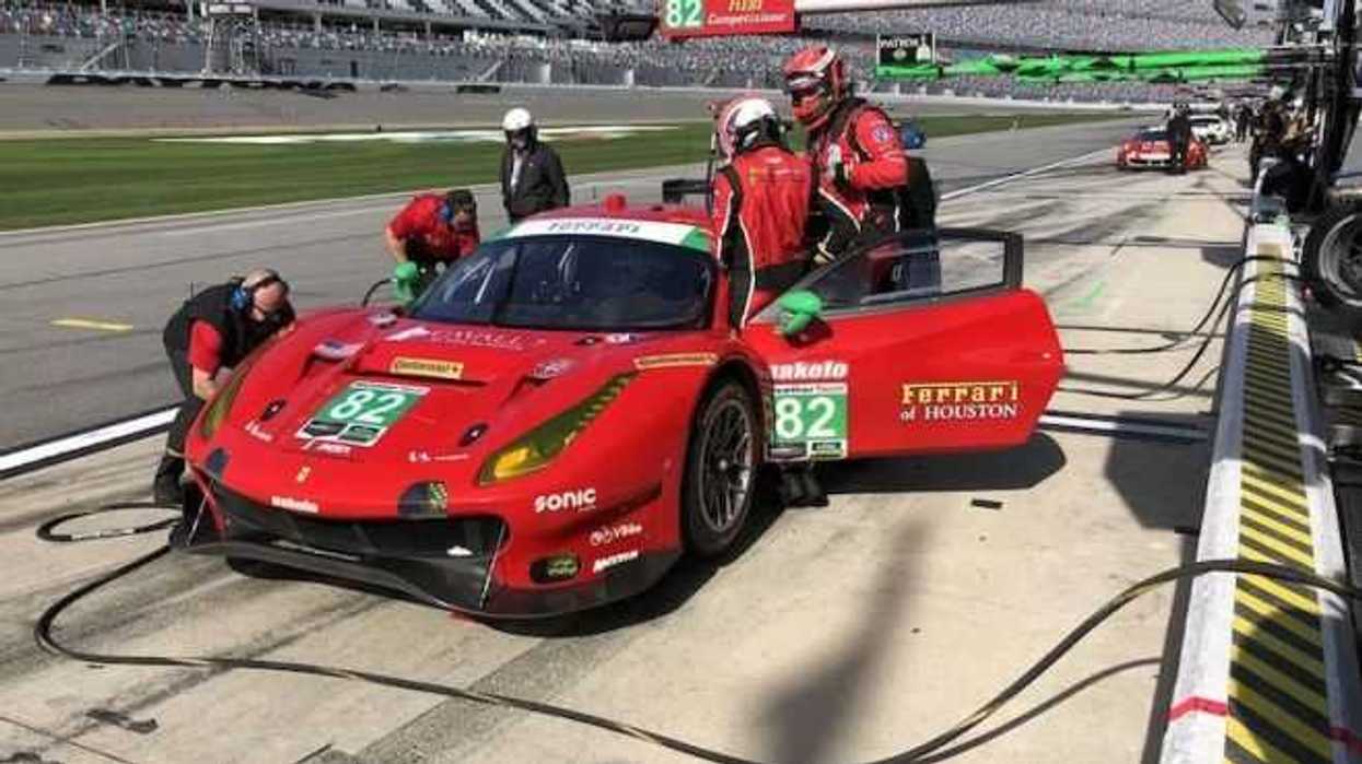 equipo-de-mexicanos-clasifica-segundo-en-24-horas-de-daytona