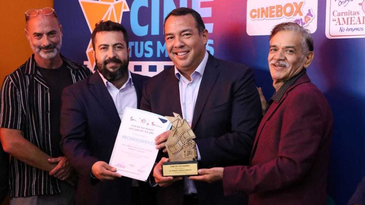 Equipo del cortometraje Rosario recibe mención honorífica en el Festival Cine en Tus Manos 2026 San Juan del Río.