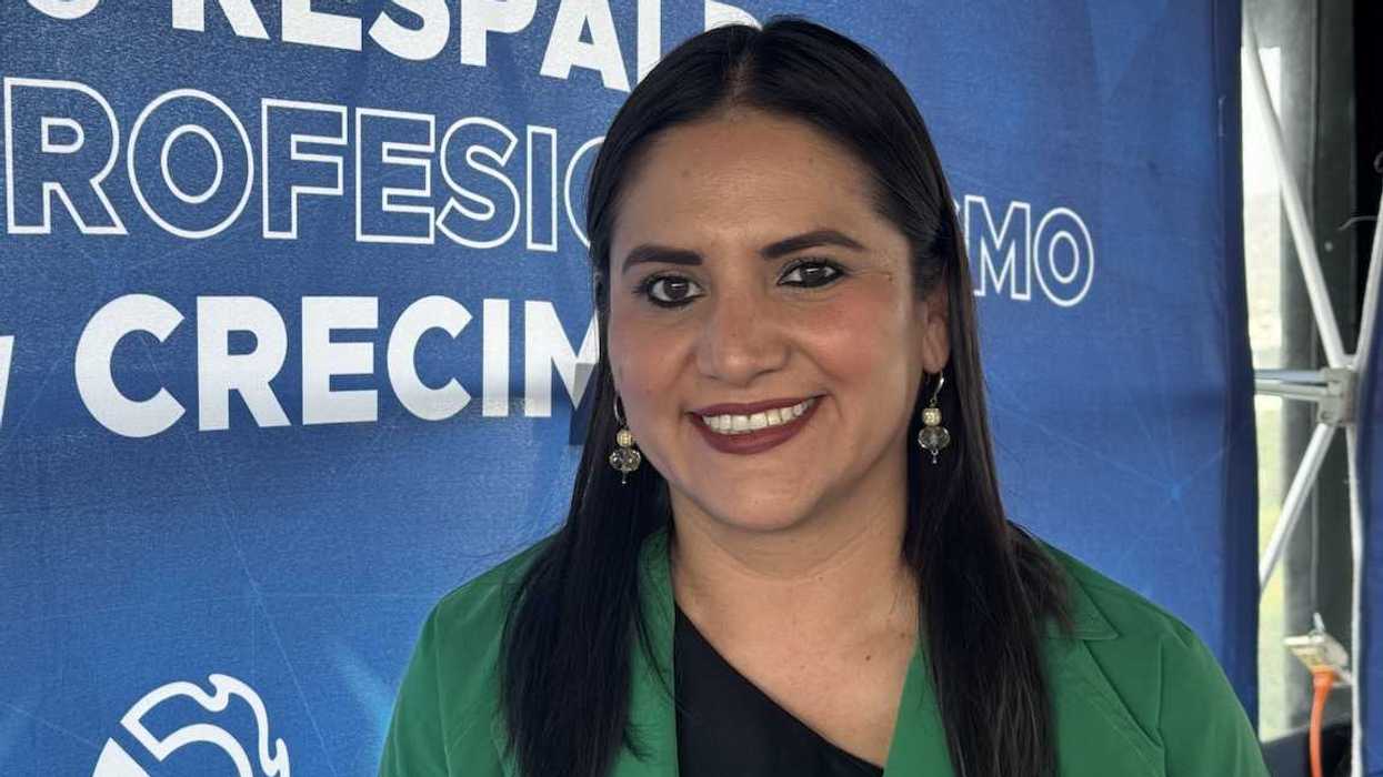 Eridani Ríos Romero durante actividad empresarial de Canacintra San Juan del Río con representantes del sector productivo.