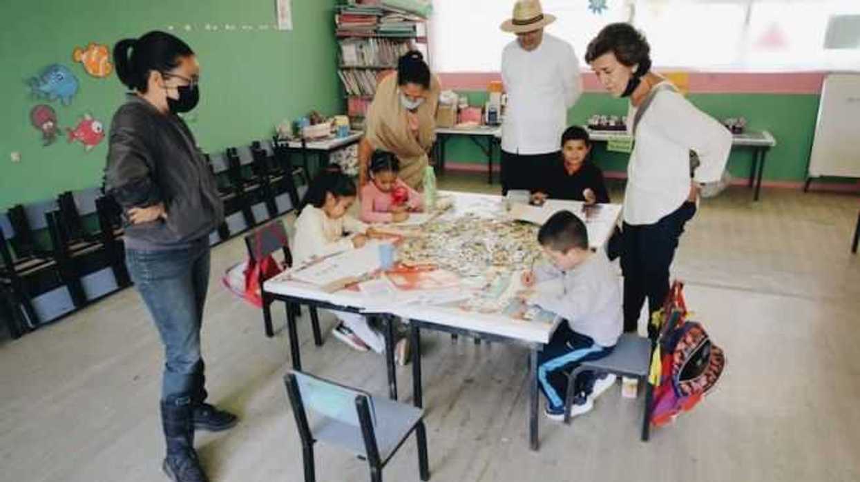 escuelas-resultan-beneficiadas-con e-el-programa-la-escuela-es-nuestra