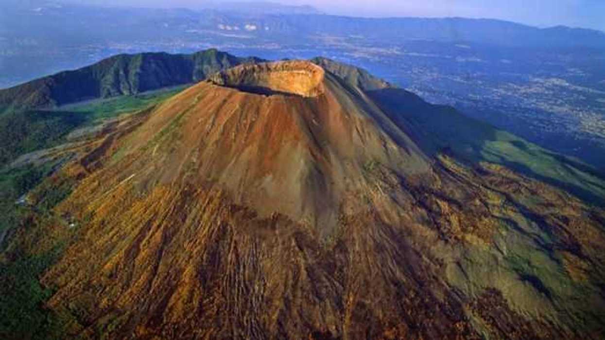 especialistas-monitorean-el-volcan-tacana-entre-mexico-y-guatemala