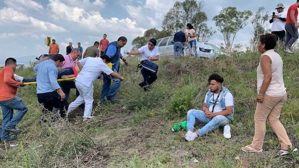 espectacular volcadura en carretera san juan del rio amealco 78