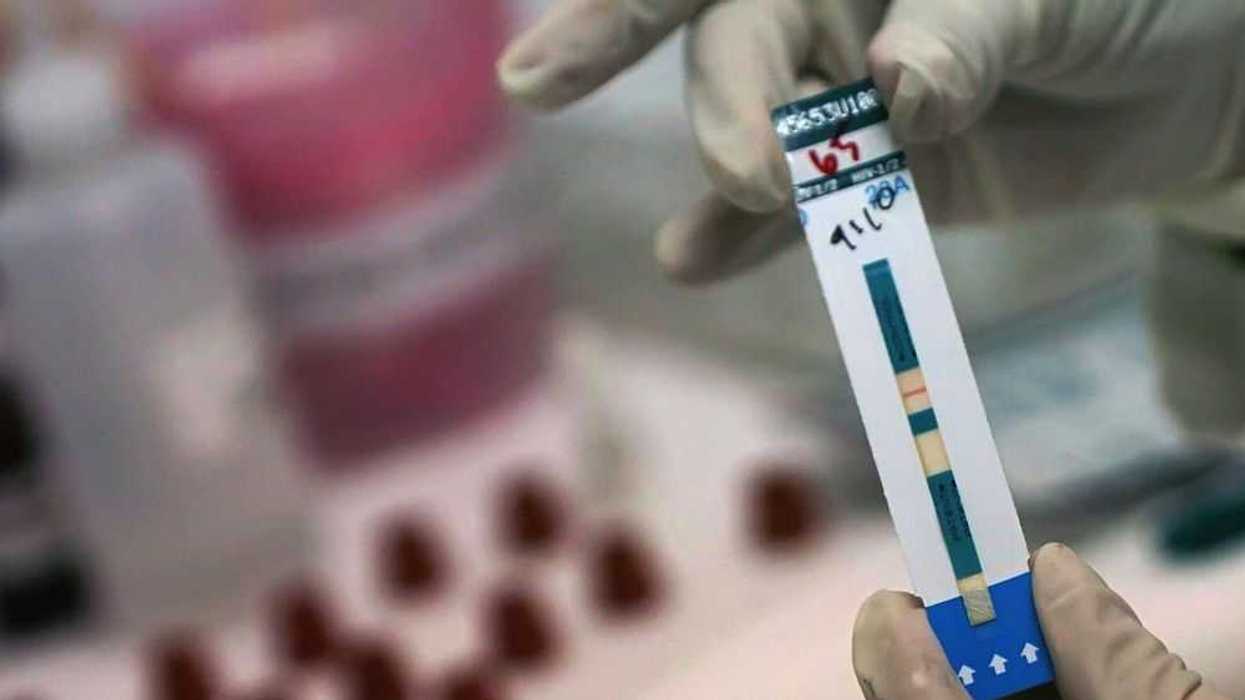 Esta campaña invita a que los jóvenes se hagan conscientes de esta epidemia y recomendarles que se protejan.