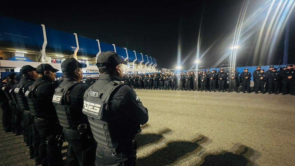 Estadio La Corregidora de Quer\u00e9taro durante el operativo de seguridad para el partido M\u00e9xico vs Islandia con saldo blanco