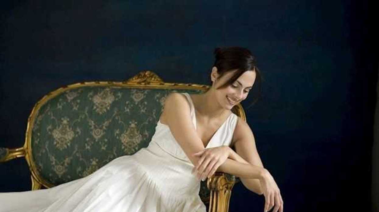 estadounidense-isabel-leonard