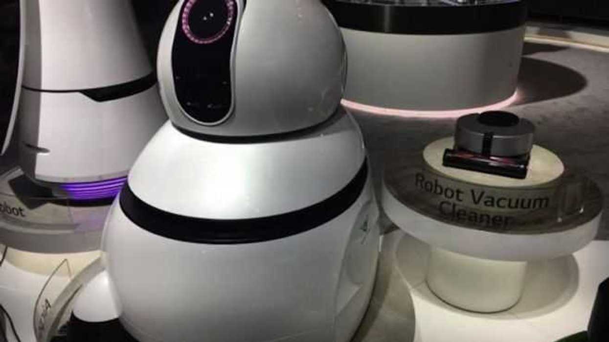 estudiantes-emplean-robots-reforzar-conocimiento