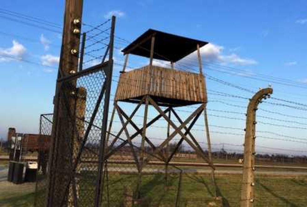 Europa llama a preservar memoria del Holocausto para evitar otro.