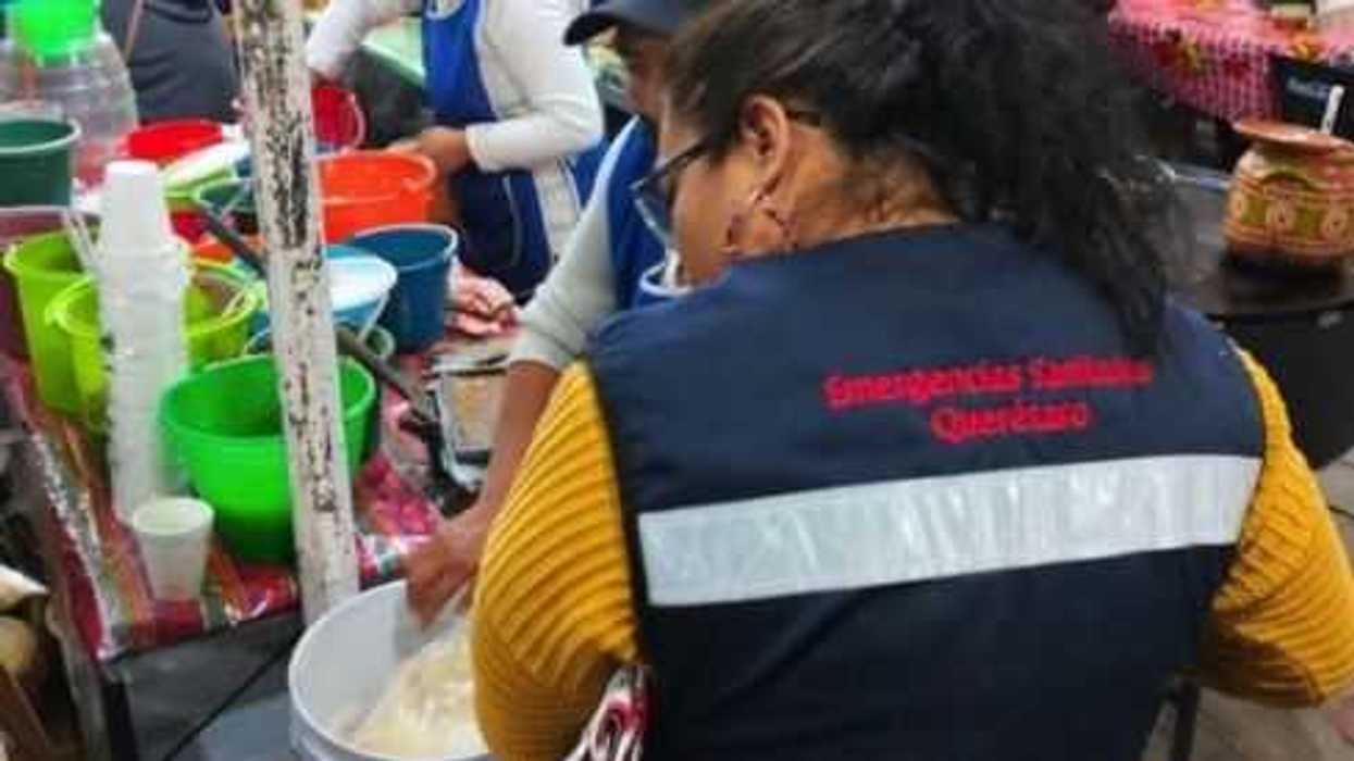Evalúan 112 establecimientos en operativo de salubridad en Amealco.