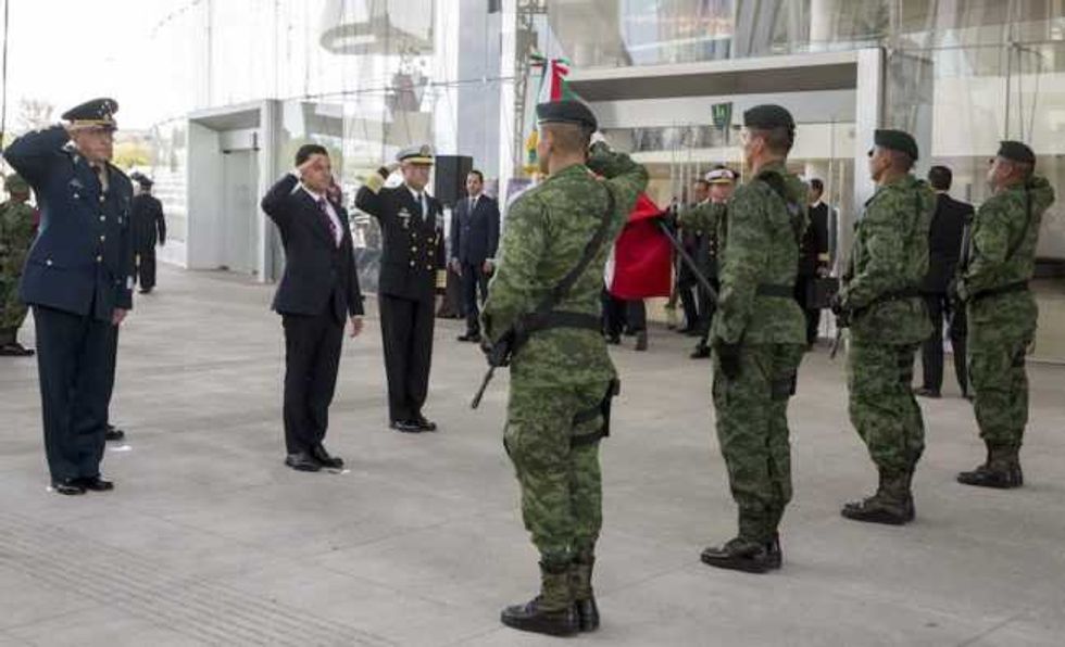 exposicion militar queretaro
