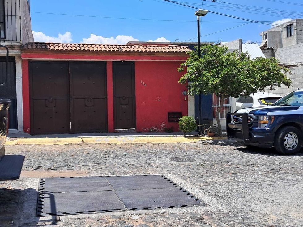 Fachada de vivienda en colonia El Capricho donde se registr\u00f3 robo a casa habitaci\u00f3n en San Juan del R\u00edo