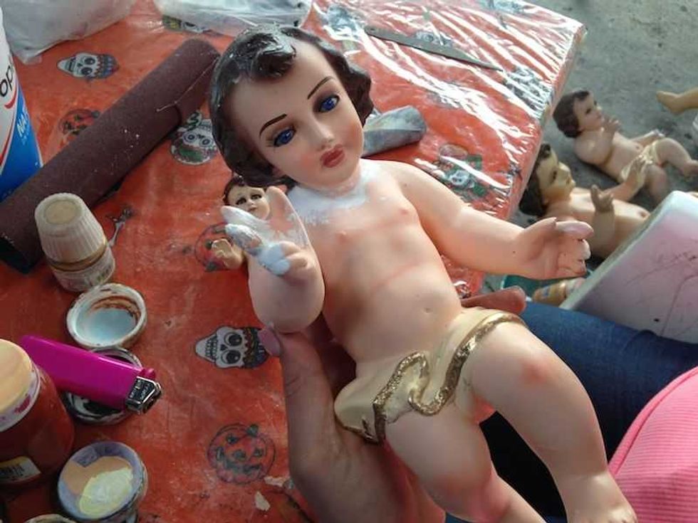 familia paredes restaura cerca de mil ninos dios en san juan del rio 1