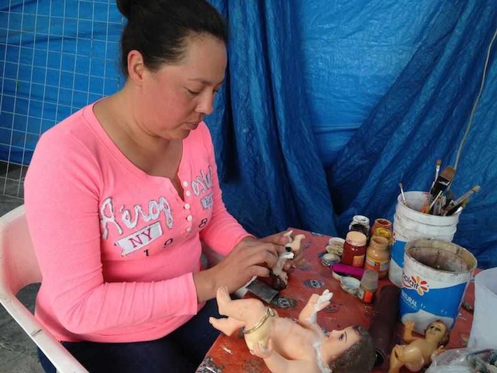 familia paredes restaura cerca de mil ninos dios en san juan del rio 3