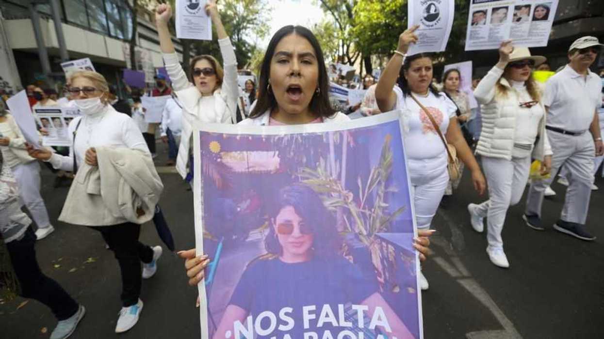 Familiares exigen en oeste de México búsqueda de 4 jóvenes desaparecidos. EFE/Francisco Guasco.