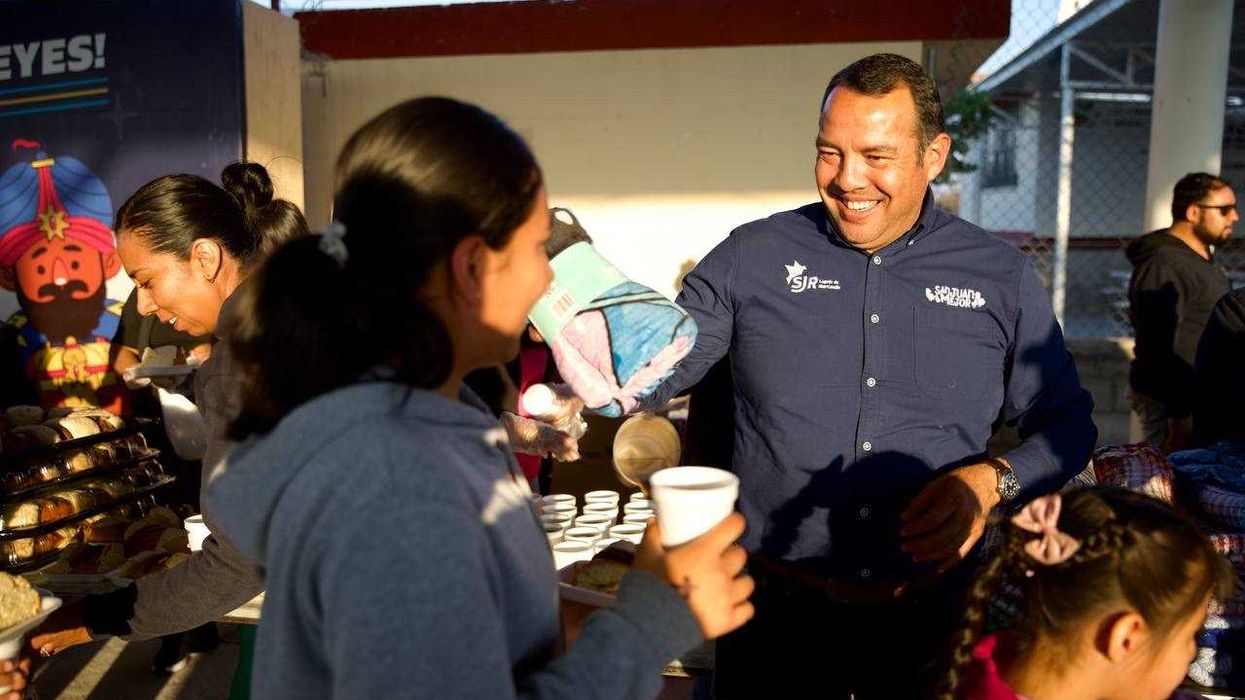 Familias de Soledad del Río, La Estancita y Arcila durante la convivencia organizada por el DIF municipal.