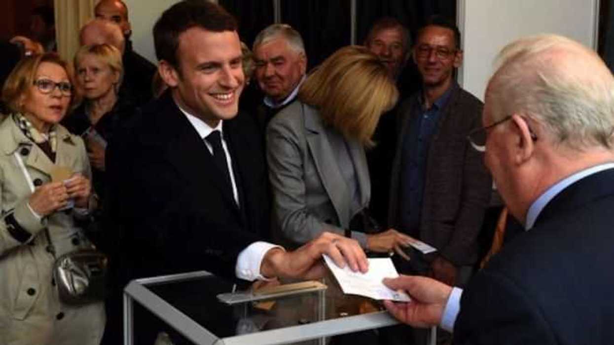 federacion-musulmana-francesa-llama-a-votar-emmanuel-macron