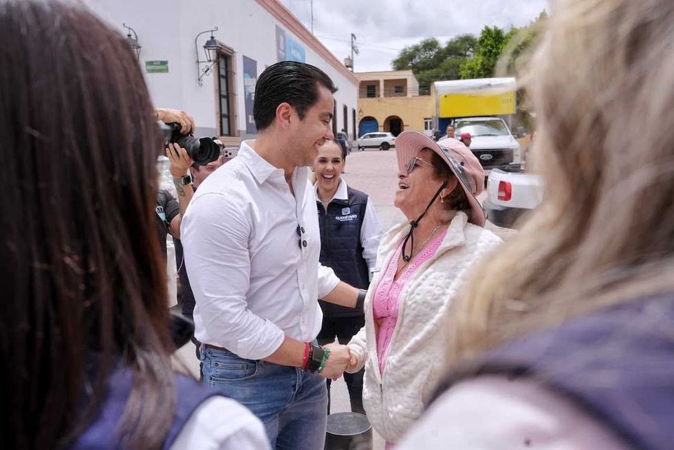 Felifer Mac\u00edas encabeza jornada de servicios municipales en la Delegaci\u00f3n Santa Rosa J\u00e1uregui, Quer\u00e9taro.