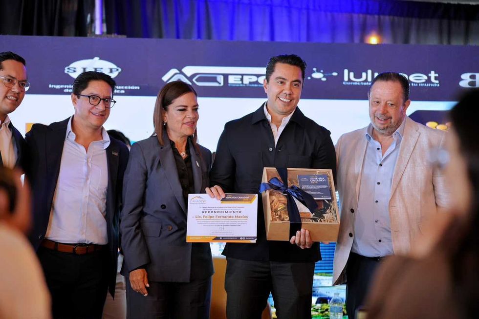 Felifer Mac\u00edas participa en actividades del Foro de Vivienda CANADEVI 2026 en Quer\u00e9taro