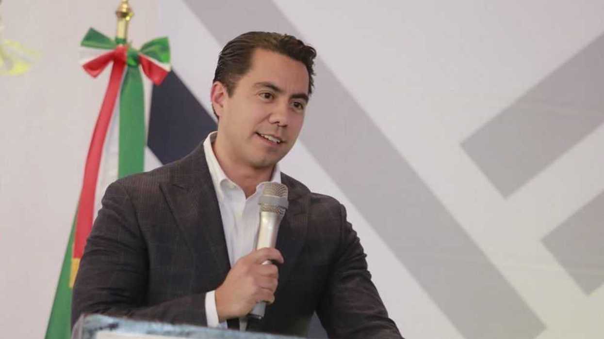 Felifer Macías destaca urgencia del proyecto de tren de pasajeros México-Querétaro.
