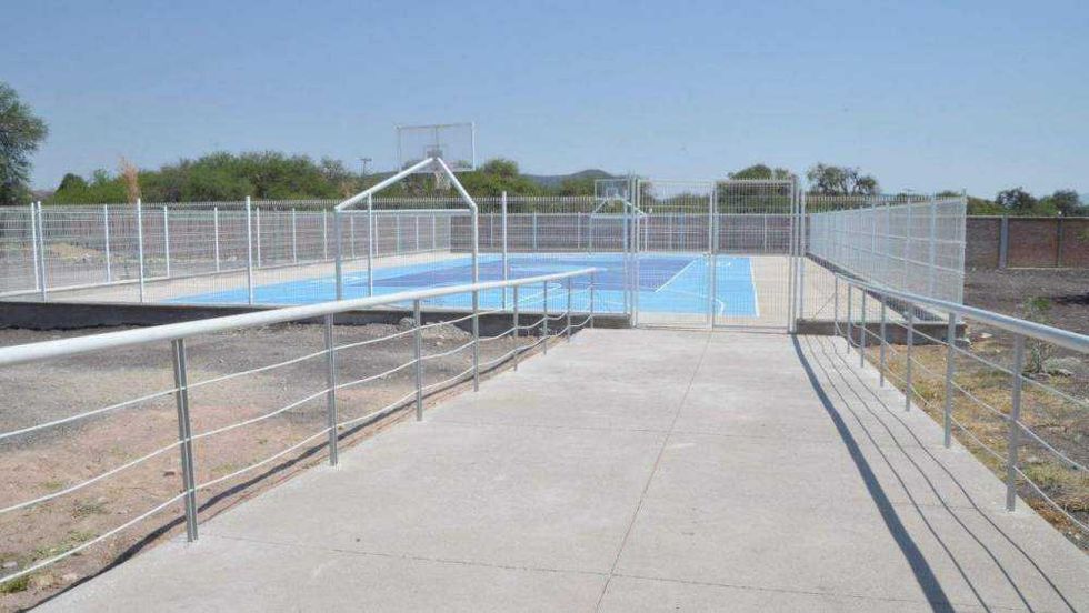 Felifer Macías entrega obras en Montenegro con inversión superior a 6.9 millones.