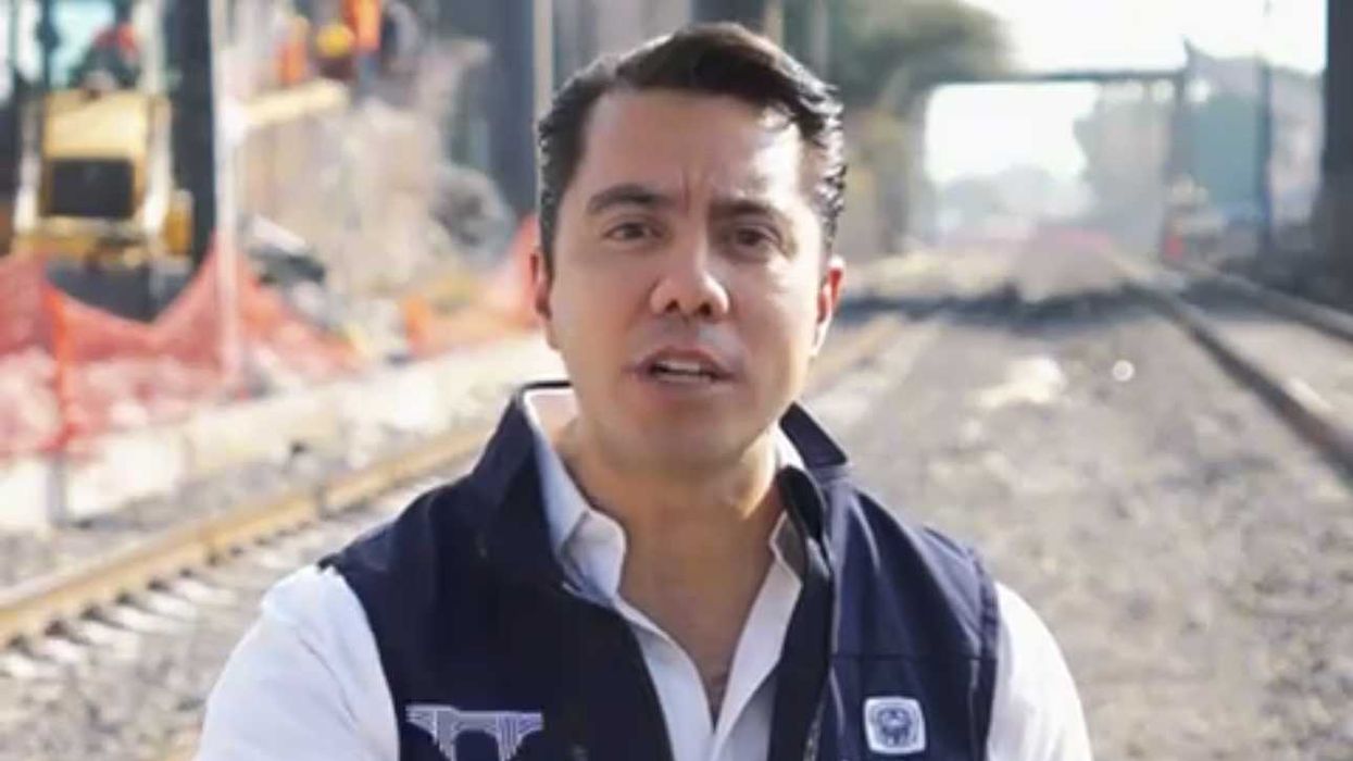 Felifer Macías, presidente municipal de Querétaro, durante anuncio sobre acompañamiento al proyecto del Tren México-Querétaro en redes sociales.