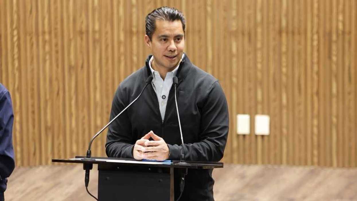 Felipe Fernando Macías Olvera, alcalde de Querétaro, durante conferencia de prensa sobre el proceso electoral de 2027