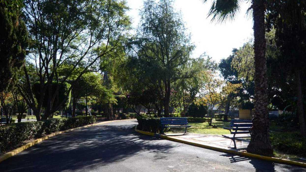 Felipe Macías Olvera y Mauricio Kuri supervisan protección del Parque de los Alcanfores. Monumentos históricos bajo vigilancia municipal y coordinación federal.