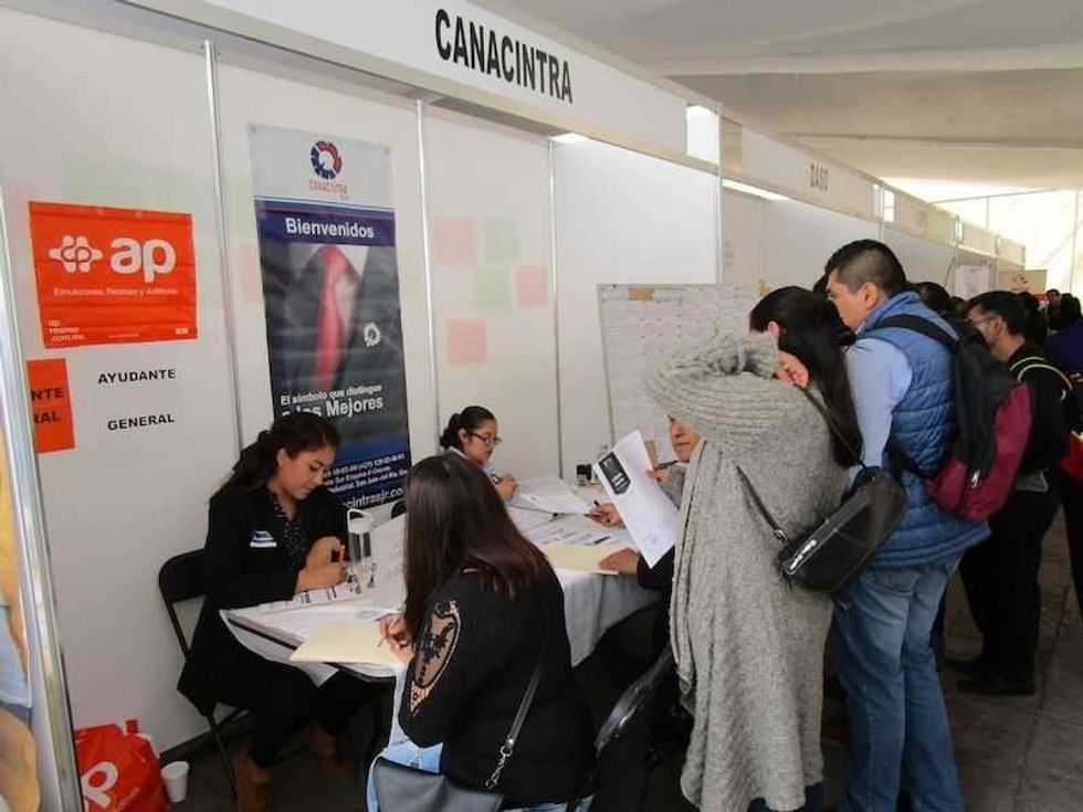 feria de empleo en san juan del rio 6