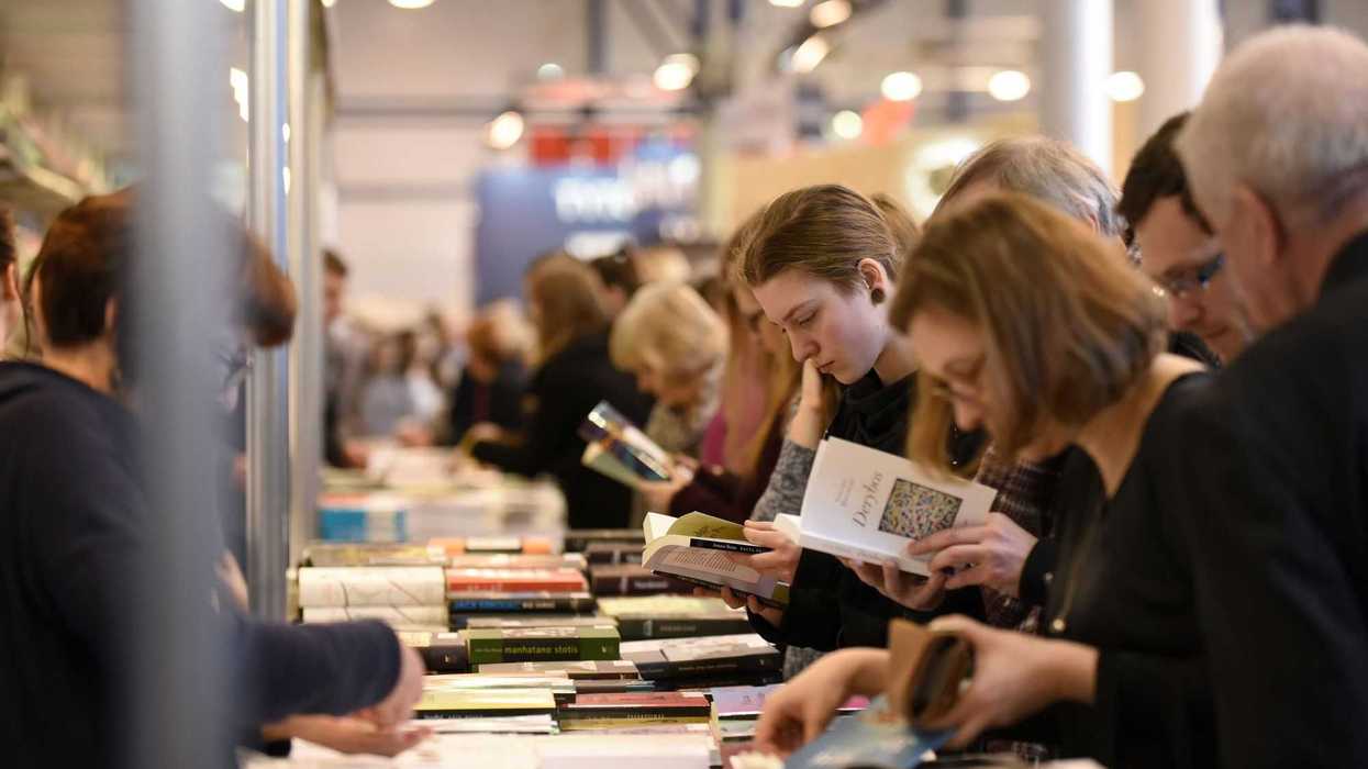 Feria Internacional del Libro Monterrey 2023: Innovación, Cultura y Tecnología. Depositphotos.