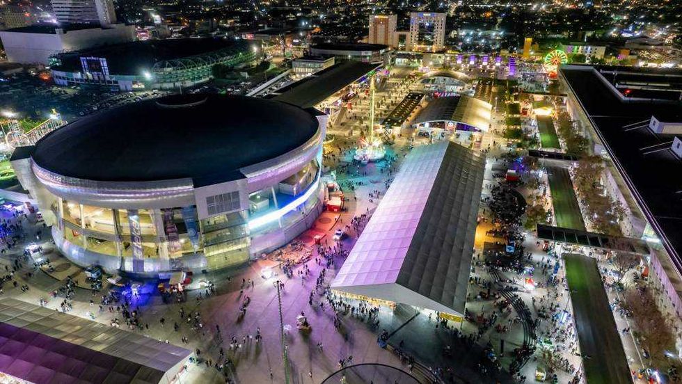 Feria León 2026 celebra 450 años de la ciudad con Foo Fighters, Tiësto y Zoé. Inversión de 150 mdp, 85% de conciertos gratuitos y experiencias únicas del 9 enero al 4 febrero.