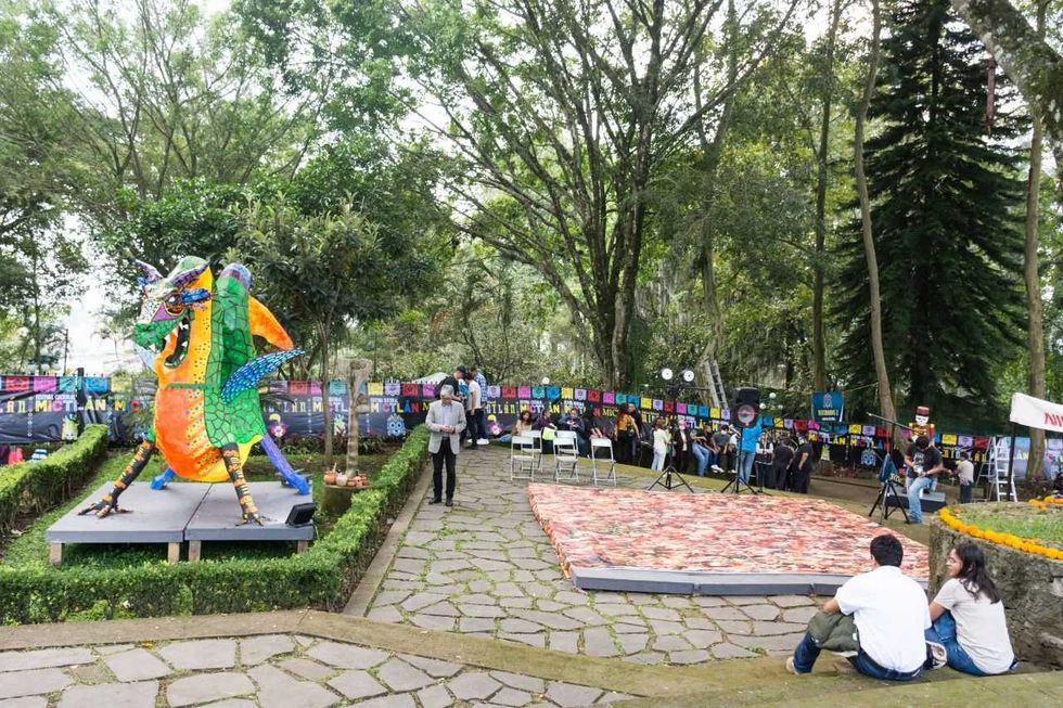 Festival Cultural Mictlán: Una tradicional celebración de la vida y la muerte en Xalapa.