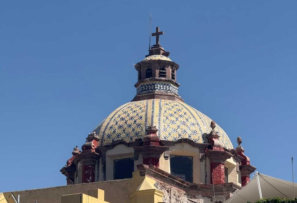 Fieles cat\u00f3licos participan en celebraciones de la Cuaresma 2026 en iglesias del Centro Hist\u00f3rico de Quer\u00e9taro, entre ellas La Catedral y Santa Rosa de Viterbo