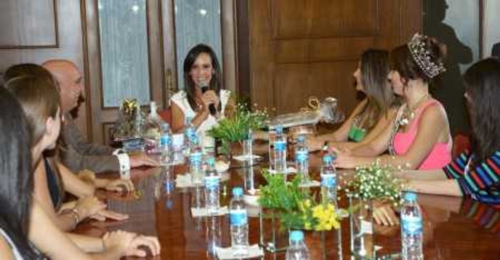 Finalistas de Nuestra belleza Querétaro conviven con Sandra Albarrán.