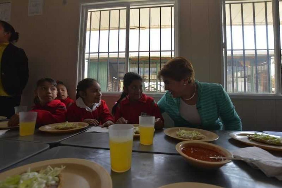 fortalece dif desayunos en caliente en primarias de tequisquiapan 3