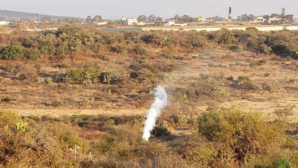 Fuga de gas LP por toma clandestina en San Juan del Río.