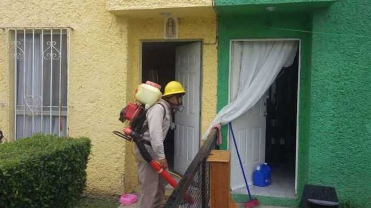 fumigan-zonas-afectadas-inundacion-en-san-juan-del-rio